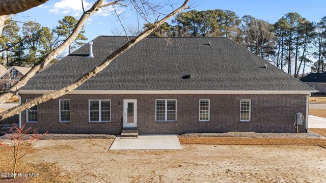 2061 Cornerstone Drive, Winterville, NC 28590