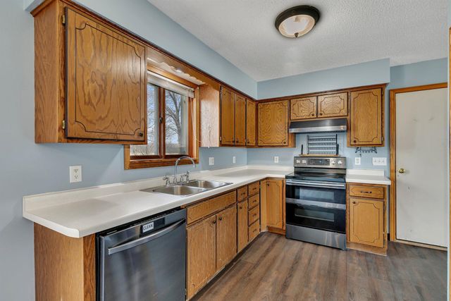 107 7th Avenue NW, Saint Joseph, MN 56374