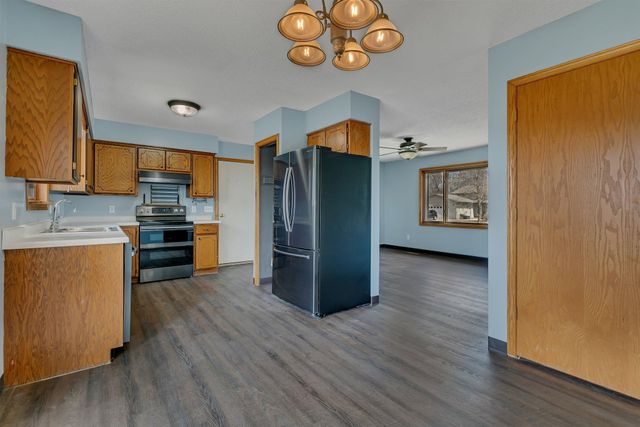 107 7th Avenue NW, Saint Joseph, MN 56374