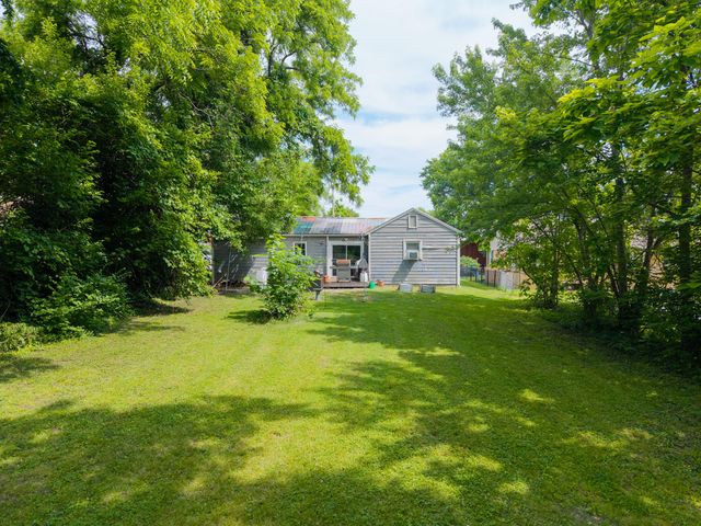 106 W FOREST AVE, Columbia, MO 65203