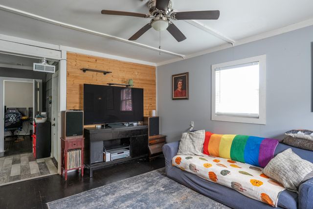 106 W FOREST AVE, Columbia, MO 65203