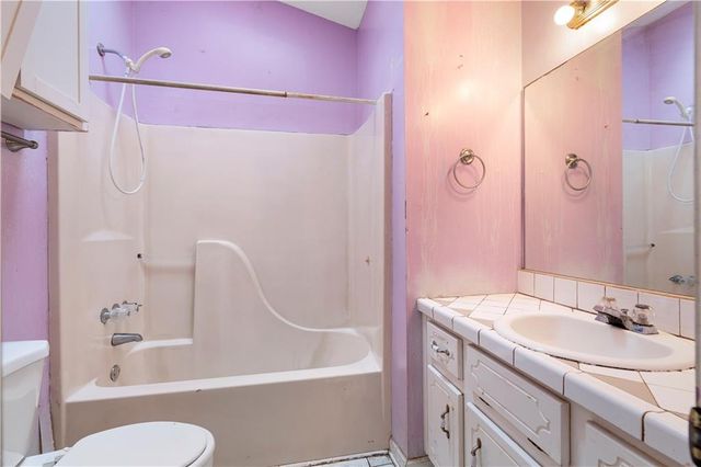 12 Creek Bend SW Court, Cartersville, GA 30120