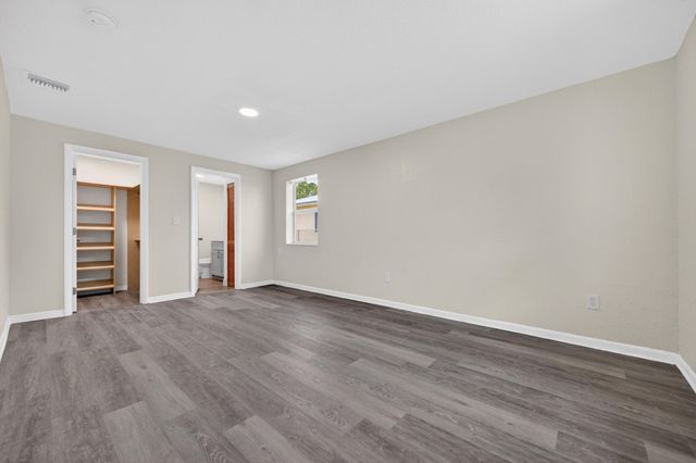 217 NW 14th Street, Belle Glade, FL 33430