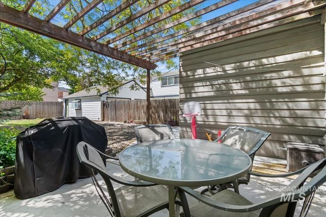 1402 Idaho Ave, Caldwell, ID 83605