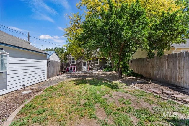 1402 Idaho Ave, Caldwell, ID 83605