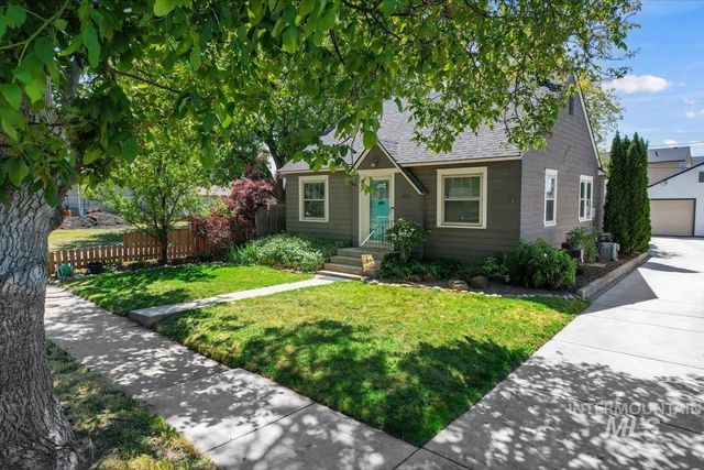 1402 Idaho Ave, Caldwell, ID 83605