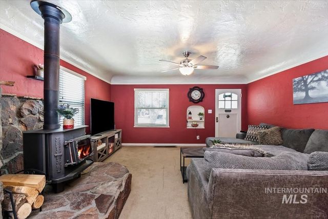 1402 Idaho Ave, Caldwell, ID 83605