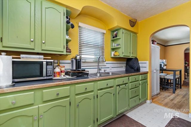 1402 Idaho Ave, Caldwell, ID 83605
