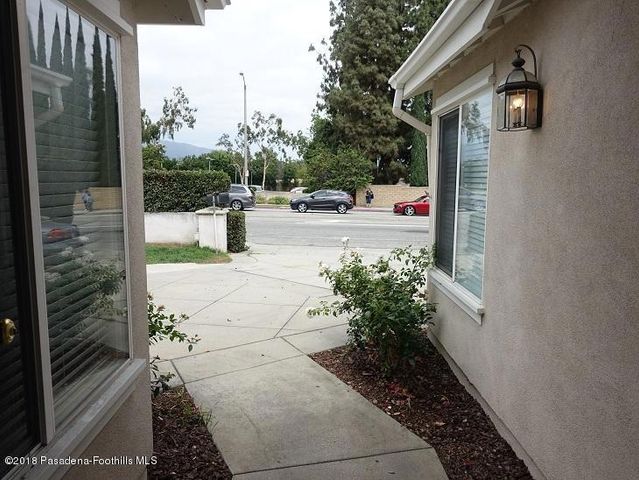 21 S Michillinda Avenue, Pasadena, CA 91107