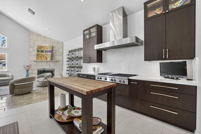 2920 NE 47th Street, Lighthouse Point, FL 33064