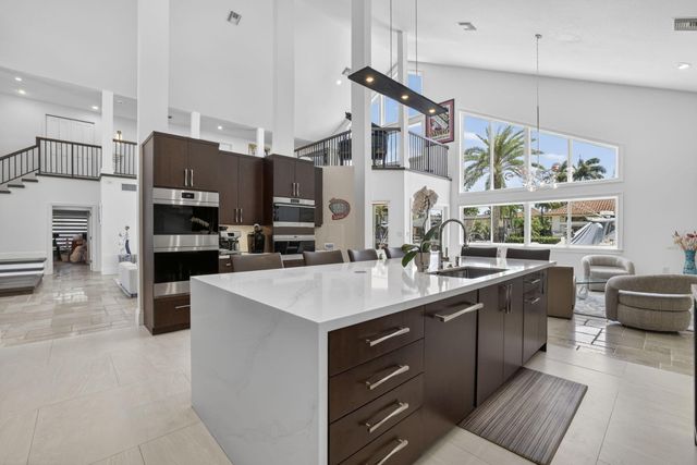 2920 NE 47th Street, Lighthouse Point, FL 33064