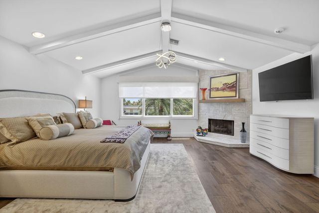 2920 NE 47th Street, Lighthouse Point, FL 33064