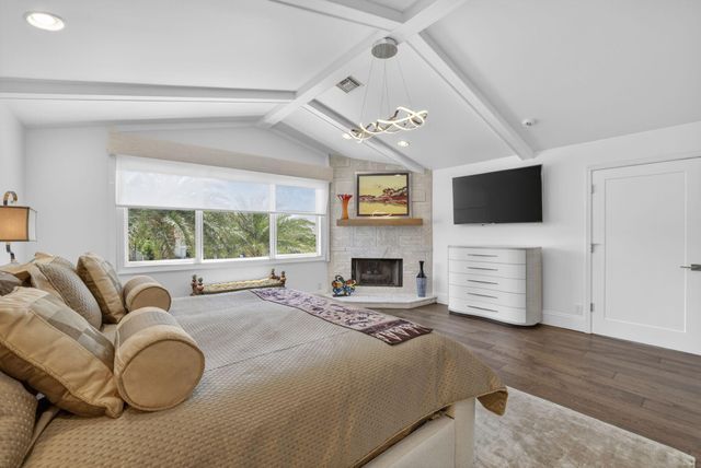 2920 NE 47th Street, Lighthouse Point, FL 33064