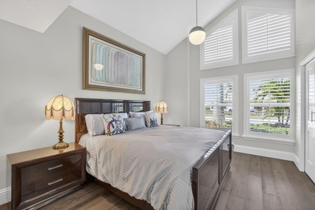 2920 NE 47th Street, Lighthouse Point, FL 33064
