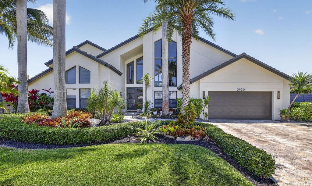 2920 NE 47th Street, Lighthouse Point, FL 33064