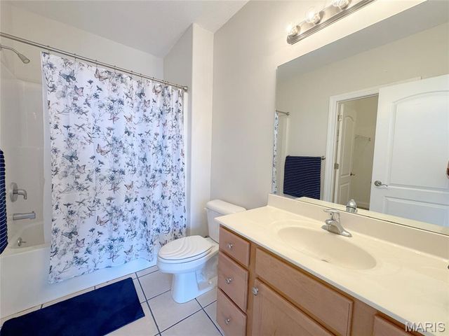 307 Ledgestone Estates Lane, Sunrise Beach, MO 65079