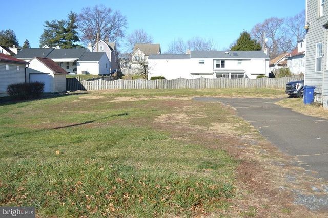 1664 EASTON ROAD, Willow Grove, PA 19090