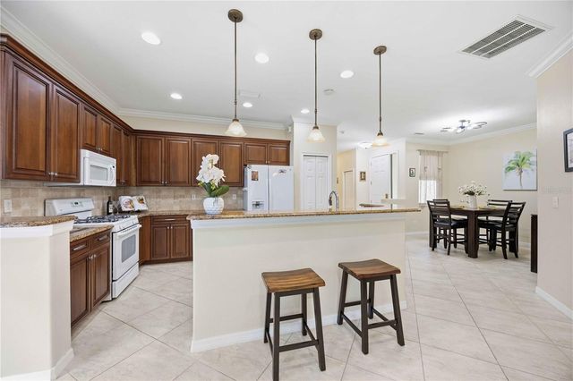 225 MESTRE PLACE, North Venice, FL 34275