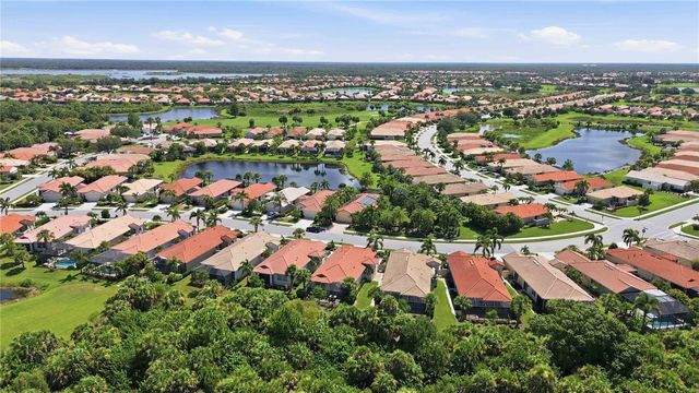 225 MESTRE PLACE, North Venice, FL 34275