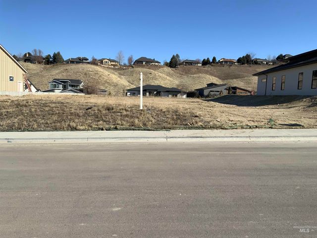 4516 N Accipiter, Boise, ID 83703