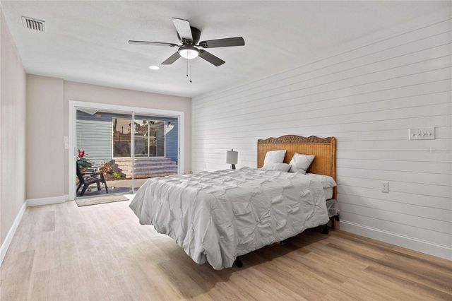 5209 1ST AVENUE W, Bradenton, FL 34209