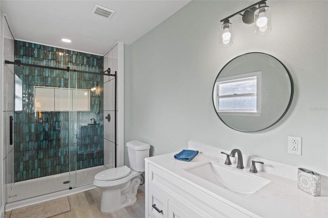 5209 1ST AVENUE W, Bradenton, FL 34209