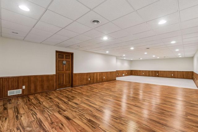 972 Kelly Street, Circle Pines, MN 55014