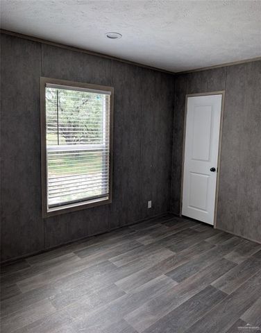 905 W Doffing Road, San Juan, TX 78589