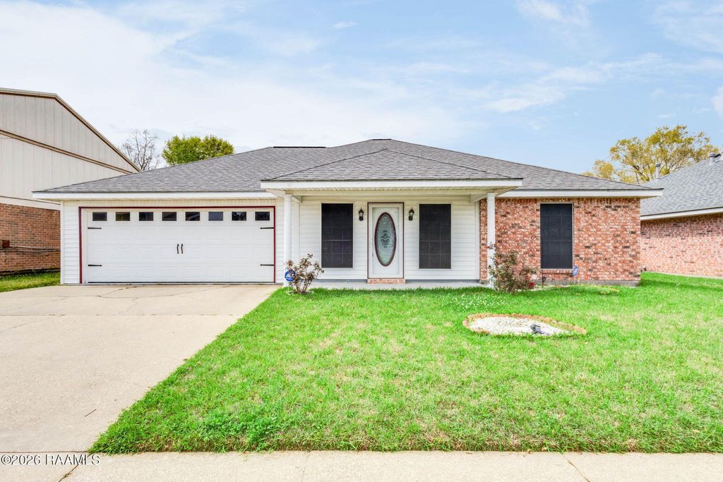 311 Lodge Drive, Lafayette, LA 70506