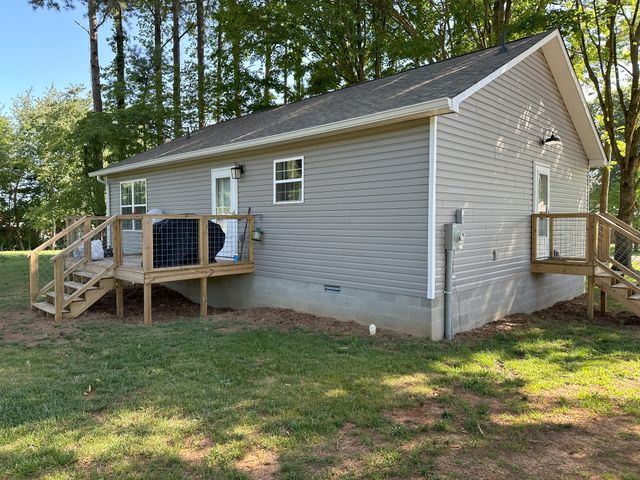 352 Janice Dr, Sparta, TN 38583