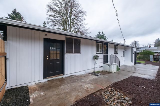 3698 Short St SE, Salem, OR 97302