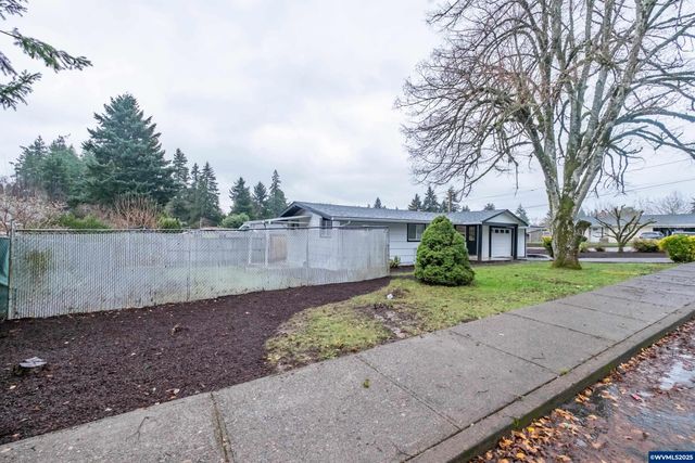 3698 Short St SE, Salem, OR 97302