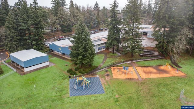 3698 Short St SE, Salem, OR 97302