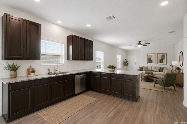13747 Pinkston, San Antonio, TX 78252