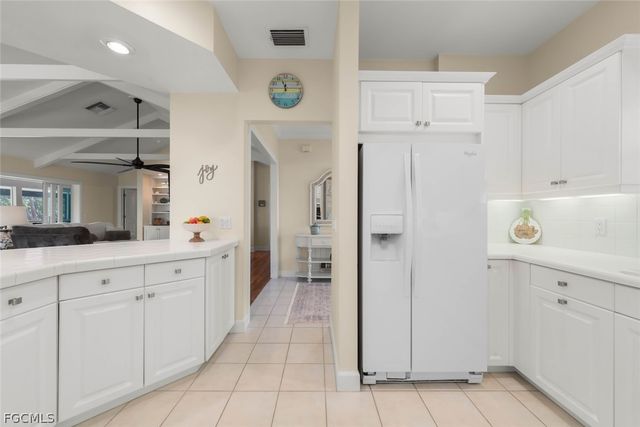 1089 Skiff PL, Sanibel, FL 33957