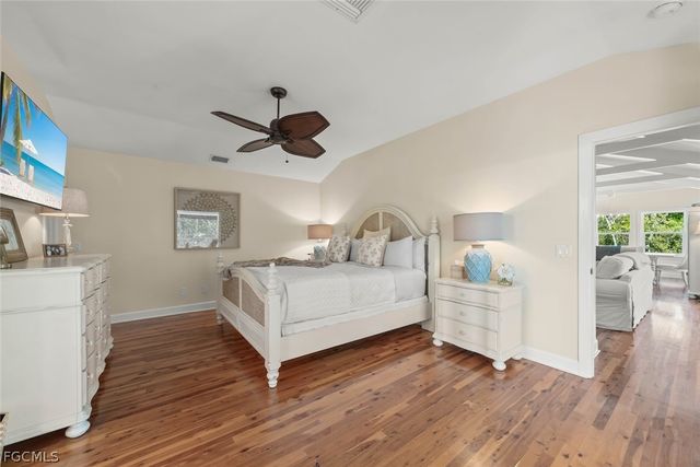 1089 Skiff PL, Sanibel, FL 33957