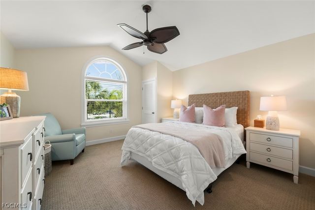 1089 Skiff PL, Sanibel, FL 33957