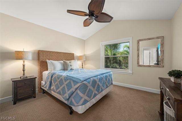 1089 Skiff PL, Sanibel, FL 33957