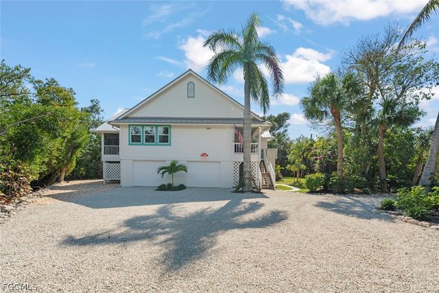 1089 Skiff PL, Sanibel, FL 33957