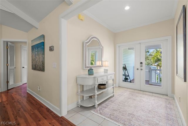 1089 Skiff PL, Sanibel, FL 33957