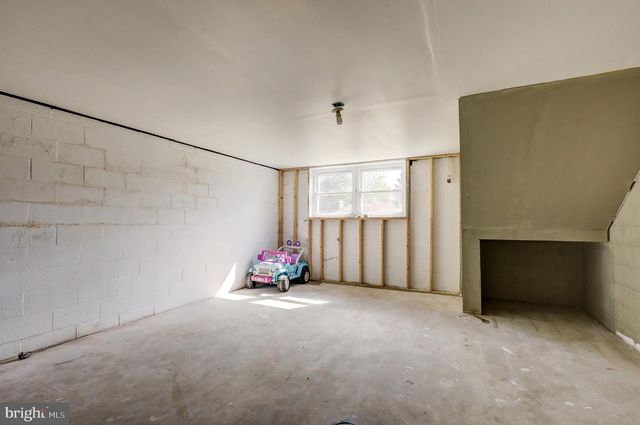94 MARION TER, Ephrata, PA 17522