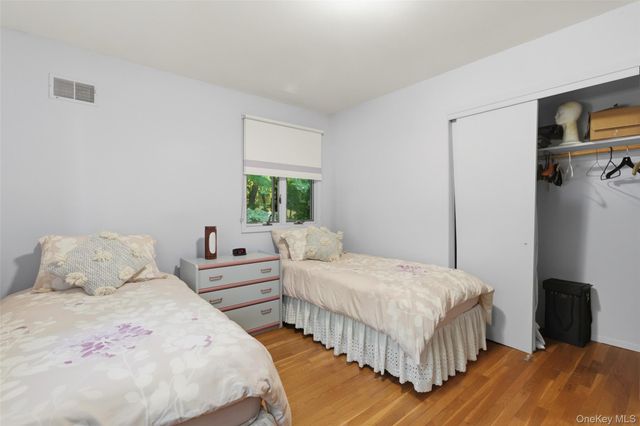2 Ruth Court, Monsey, NY 10952