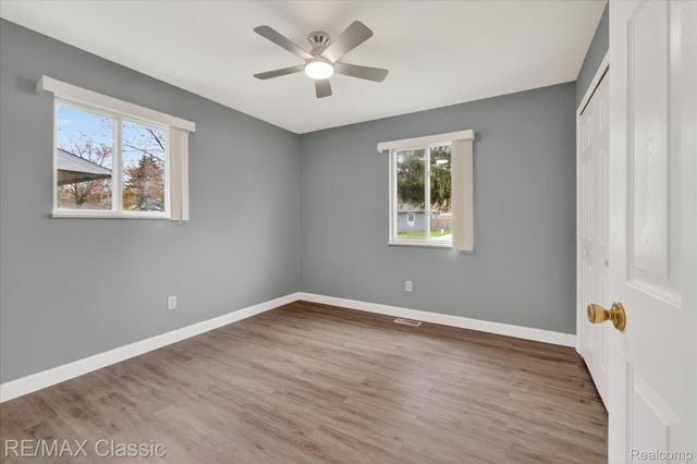 430 Sherwood Court, Holly Village, MI 48442