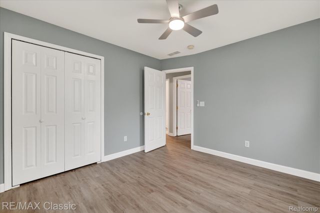 430 Sherwood Court, Holly Village, MI 48442