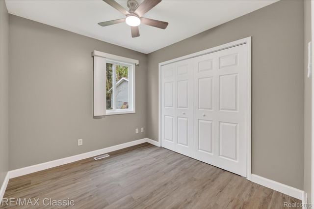 430 Sherwood Court, Holly Village, MI 48442
