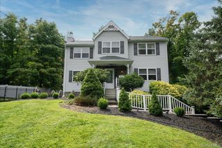 7 Laura Road, Monroe, NY 10950