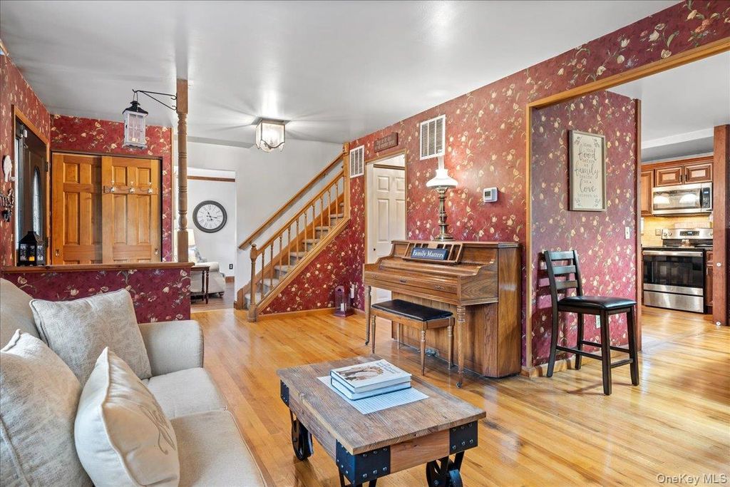 7 Laura Road, Monroe, NY 10950 — photo 5