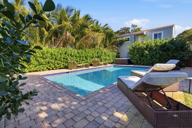 921 Ortega Road, West Palm Beach, FL 33405