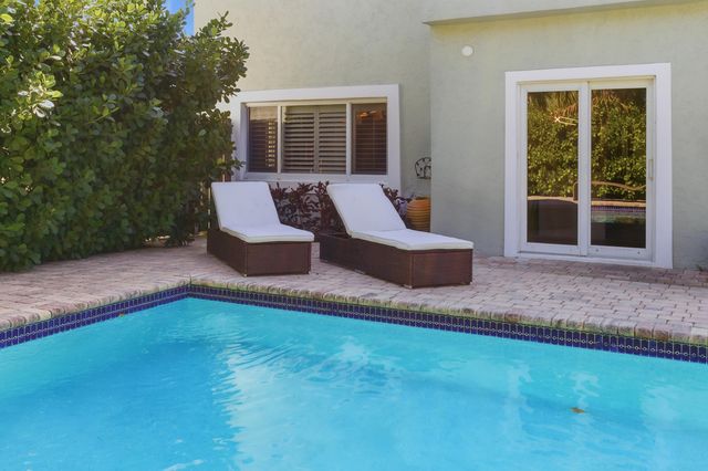 921 Ortega Road, West Palm Beach, FL 33405