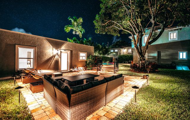 921 Ortega Road, West Palm Beach, FL 33405